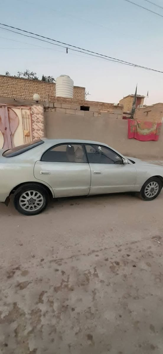 سياره شيزر نفخ رقم بغداد مشروع وطني محرك ففتي مكفول ٢٥٠٠ سياره جاهزه تبريد وكهربائيات السعر ٥٣ وبيه مجال مكانه قظاء الشطره موبايل ***********
