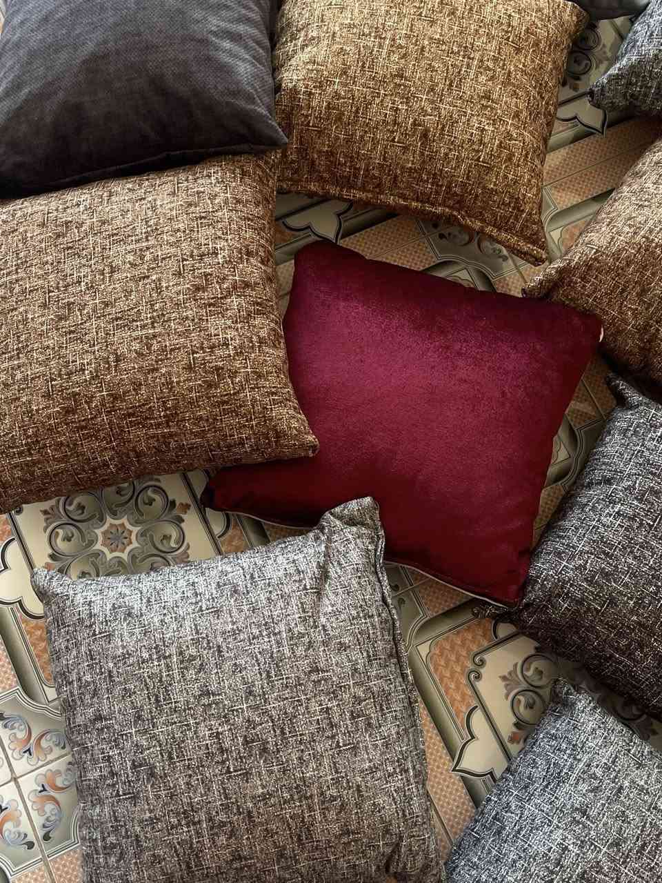 للبيـع كوشات بـ ألوان مختلفه كل 3 بخمسه آلاف فقط 
يوجد توصيل ايضاً


**إذا كنت صاحب هذا الإعلان وتريد حذفه لأي سبب، رجاءا أرسل رسالة إلى الدعم الفني**