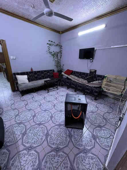 🔷(بيت للبيع )🏡✅//
🌀المساحة (200) متر//طابقين //

🌀( الموقع دور النفط ) 

🌀( يحتوي الطابق الارضي على/ ثلاث غرف منام  /  صالة / ديوانية / مطبخ/ صحيات عدد (2) / حديقة/ كراج  / الطابق الثاني / غرفتين منام / صالة / صحيات //

🌀(جنس العقار طابو ملك صرف  )☑️

🌀السعر (425)مليون وقابل للتفاوض    ✔️✔️

⚜️عنوان شركة الجوادين للاستثمار العقاري ⚜️ 
(/ البصره /الجنينه نهاية شارع الـمصـلحه/ قـرب سـوق الجـبيلـة) 

لـلطلـب والاستفسـار علـى الارقـام التـالـية 🔻

واتـساب + اتـصال ***********
واتـساب+اتـصال ***********
