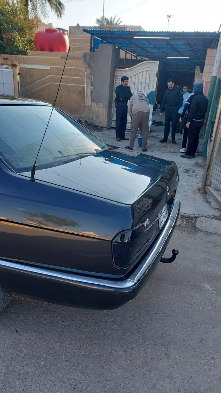 رجائا اقرء المنشور قبل لتتصل للبيع العاجل ب٤٢ فقط وبيها شي قليل حك الجيه 
 bmw

 محرك 6 سلندر مفتوح

 كير سلس وكل مشكله مابيه 

حداديه جديده 

٥ تايرات جدد ٥ويل كب خليه

سلايت شغال طكتين 

كيجات شغاله

كهربائيات شغاله

كشنات جلد بلاديه

تبريد قطعتين شغال 

رقم دولي بسمي

هزه جديده

سياره احلى من الصور بهواي 

للعلم السياره مشتركه بمسلسل والها فديوهات 

والسعر مناسب بلنسبه لنضافتها 

اي استفسار اسال علعام واجاوبك او اتصل ***********
