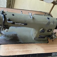 مكينه brother للبيع سعرها160 مكاني بغداد ، للأستفسار واتساب 0777661163...