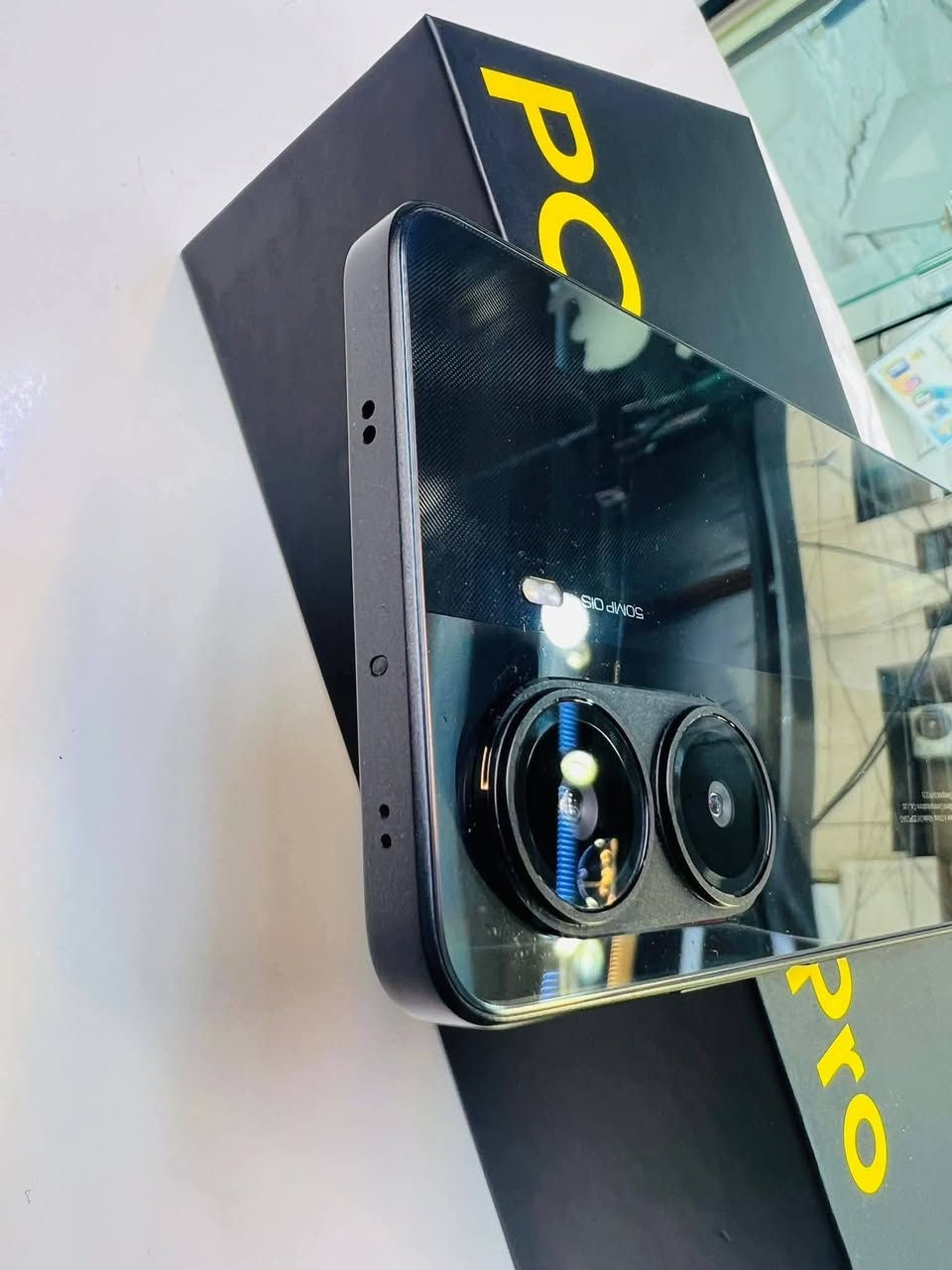 السلام عليكم 
بوكو X7برو 
ذاكره 512
فرمات 120
بطاريه 5000ملي امبير 
شاحن ١٢٠ w
الجهاز جديد مستخدم اقل الشهر 20 يوم قريبا معى ضمان
رقم***********
