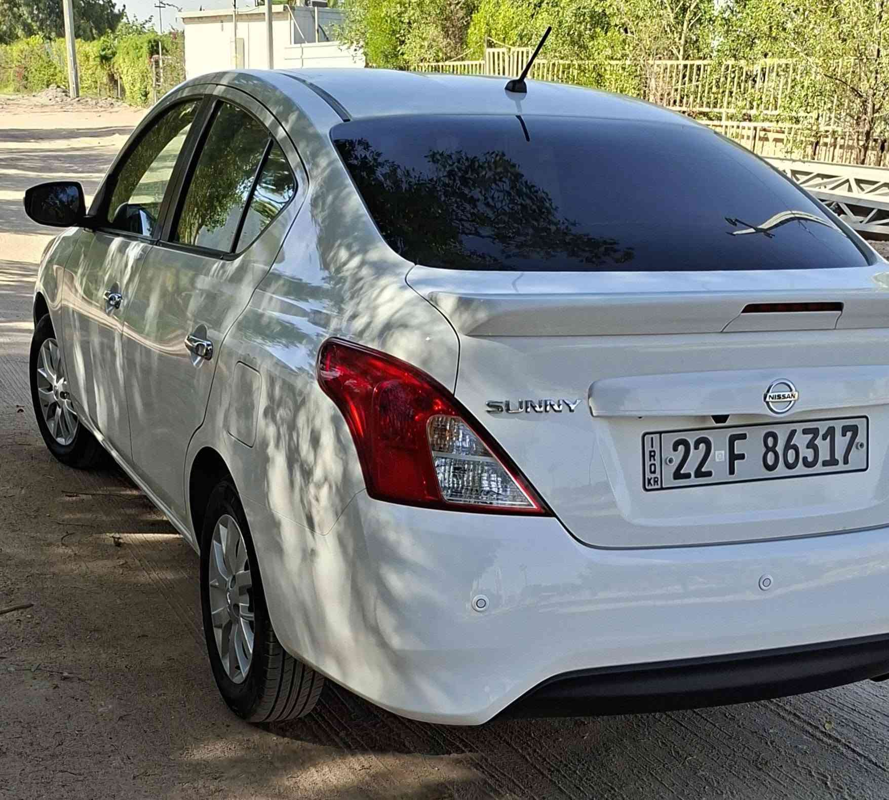 ***********نيسان صني 🚗2024كفاله عامه عده شخط بجاملخ فول مواصفات رقم اربيل الدولي
بصمه تشغل بصمه ابواب 
تبريد بيانو 
تبريد خلفي                              السعر 122وبيها مجال قليل
حساسات 
اشاير بلمرايه 
كشنات جلت لون احمر 
ويل كب شاشه
مانع انزلاق كشاف لايت 
السياره بوضع الشركه ماشيه 67الف مال جناي العنوان النجف حي الغري
