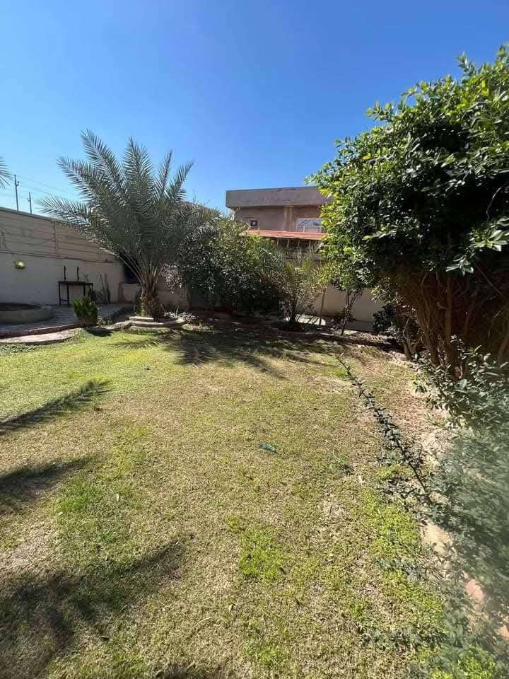 سلام عليكم بيت للبيع تكريت شارع الباشا
الفرع مقابل جاي جمال وشارع الاطباء
مساحة 915 متر
بيت طابقين بناء طابوك فول مواصفات
البيت بنص الخدمات ميحتاج تروح بسياره البيت يبعد عن شرع الطباه 3دقايق مشي ويبعد عن السوك المخضر يبعد عنه 3دقايق مشي 
مقابل منتزة موقع مميز
7 غرف نوم
7 مجموعات صحية
استقبال كبيرة + غرفة طعام
صالة داخلية + هول كبير
كراج يسع 10 سيارات
حديقة كبيرة جدا
الارضية مرمر
السقف جبس بورد
سيرامك اسباني
واجة حجر وباقي التفاصيل داخل المنشور
للاتصال ***********
 
صحب البيت حجي عدنان العنوان صلاح الدين تكريت اني مكلف بل نشر رقم صحب البيت بل منشور وخابره
