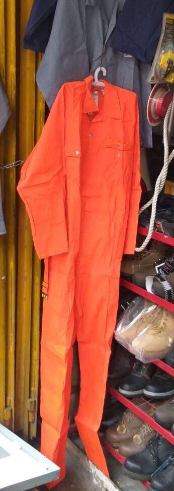 متوفرة بدلات قطن اصلية + بهاري بكل القياسات والالوان اللاستفسار الاتصال***********
