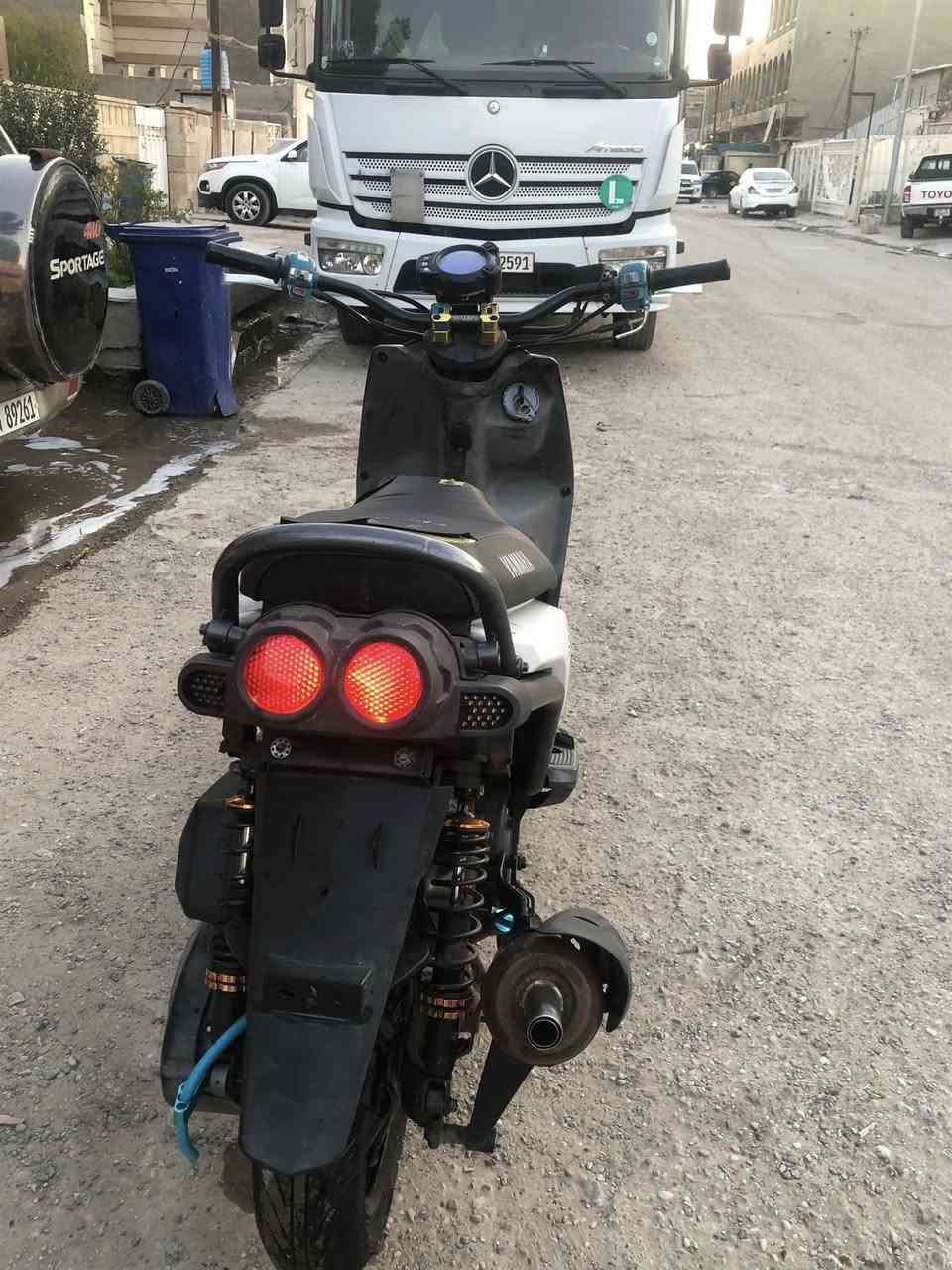 سلام عليكم سكنس جبلي الدراجه ختم واحد وي المكينه صار شهرين نازله من الرمبه عليها تزويد خارجي من صالنصه اصليه والجناي يعرف ودبلات رياضي  وذيل رياضي وكلجات رياضي العنوان بغداد المشتل السعر مليون و٥٠ وبيها مجال رقم الهاتف *********** واتساب فقط
