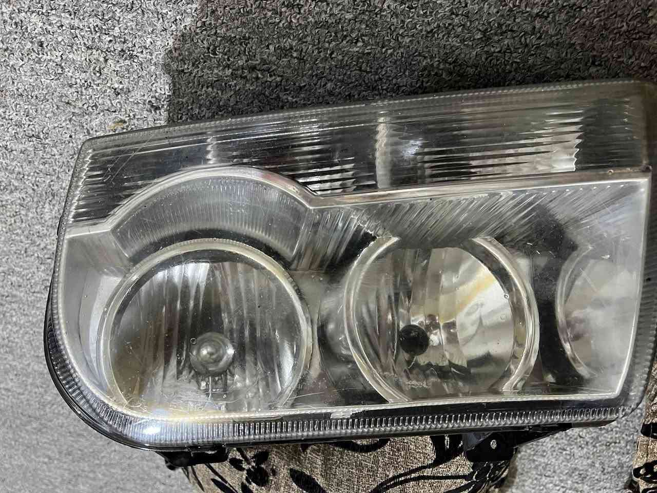 ليتات السعر 100 وخمس وعشرين العنوان بصره ‭0770 689 3360‬وهاذا رقمي
