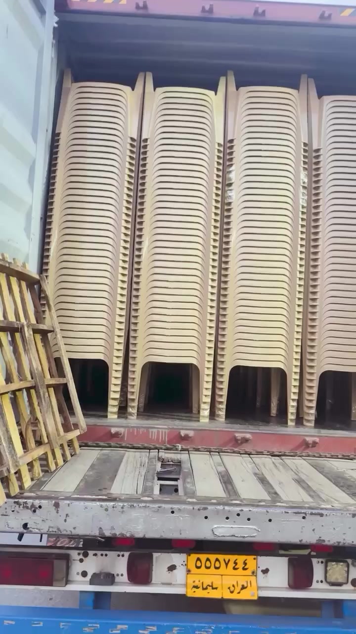 يتوفر لدينا كرسي بيجي ‏وتوصيل كافة المحافظات وأسعار جدا مناسبة  ***********￼
