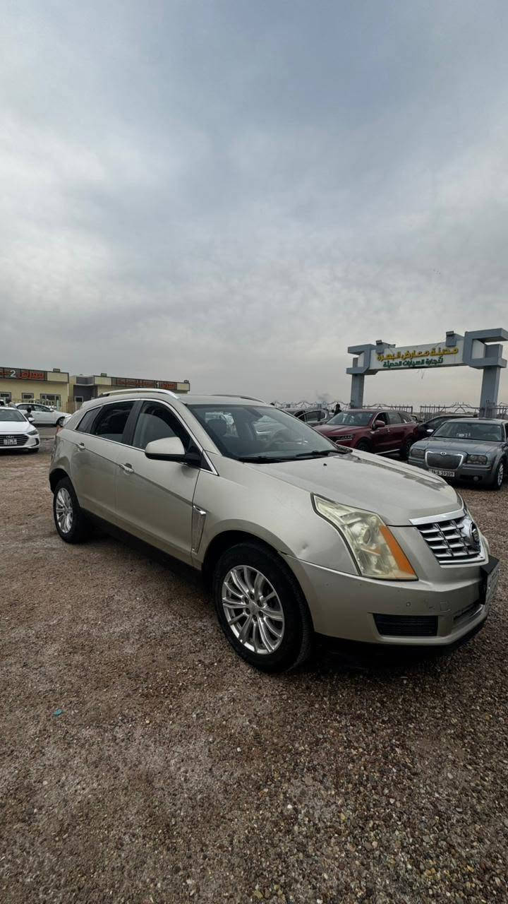 السلام عليكم كاديلاك SRX 2016 
فول مواصفات للأخير السياره وارد أمريكي كشنات جلد تدفئة بالكشن والستيرن مثبت سرعه جامات اوتماتيك بانوراما السياره جاهزه مكينه كير كلهن نظيفات تبريد حداديه نظيفه السعر 80 وبيها مجال بسيط بيها اماكن بارد خفيفه 
الرقم .((***********)). البصرة, العراق
