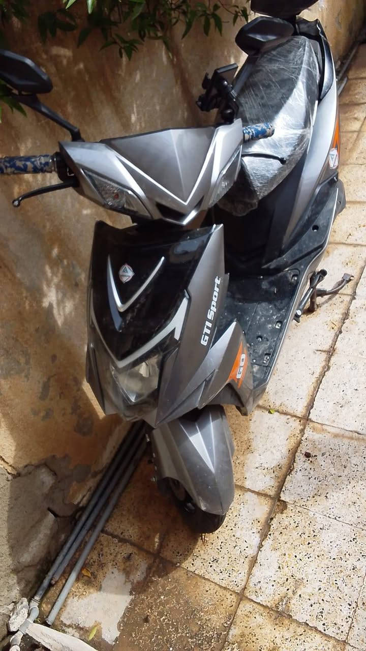 للبيع يعوزو بطاريات طخم قيم واخذ


**إذا كنت صاحب هذا الإعلان وتريد حذفه لأي سبب، رجاءا أرسل رسالة إلى الدعم الفني**