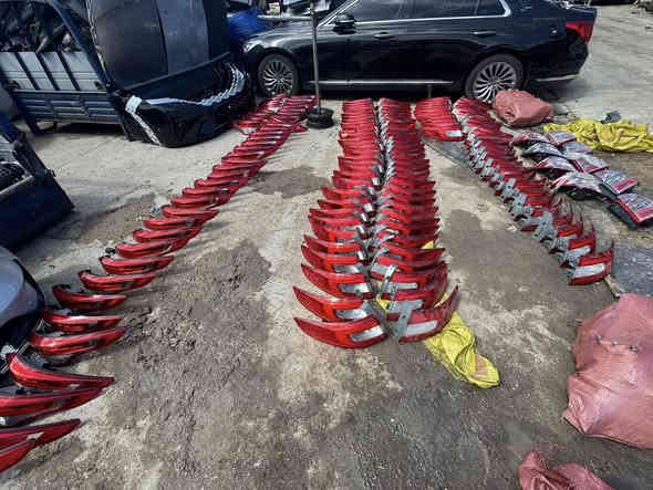 سلام عليكم يوجد بكلايت فلاوانس لد فوول يم مجمع وائل البديري جمله +مفرد
***********
***********
