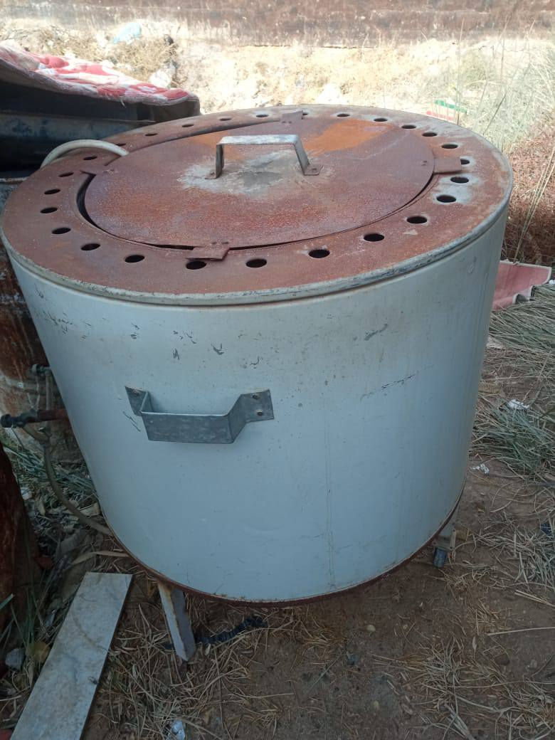 غراض للبيع شارع ٨٠
***********
