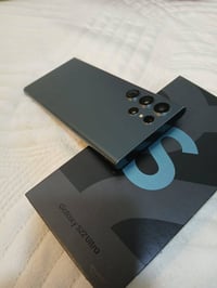 S22 الترا • ٢٥٦ • زيتوني