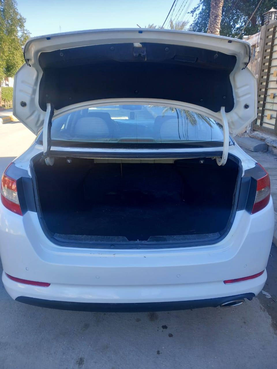 السلام عليكم
سياره اوبتماا للبيع خليجي
موديل ٢٠١٣ رقم بغداد
مواصفاته..
محرك 2000 دوش
تبريد قطعتين لمس داخل صاج
حساس خلفي،، لد أمامي،، يدات نيكل داخل وخارج،،، شفتات تحكمات ستيرن جهتين،، ويل ١٧،،سياره جاهزة من كلشي حداديه تخم تاير تبريد،،، صبغ جاملغ خلفي بدون ضرر داخلي أثر شخوط،،
السعر ١٢٧ وبيها مجال جداا بسيط،،
العنوان واسط نعمانيه 
موبايل ***********
***********
