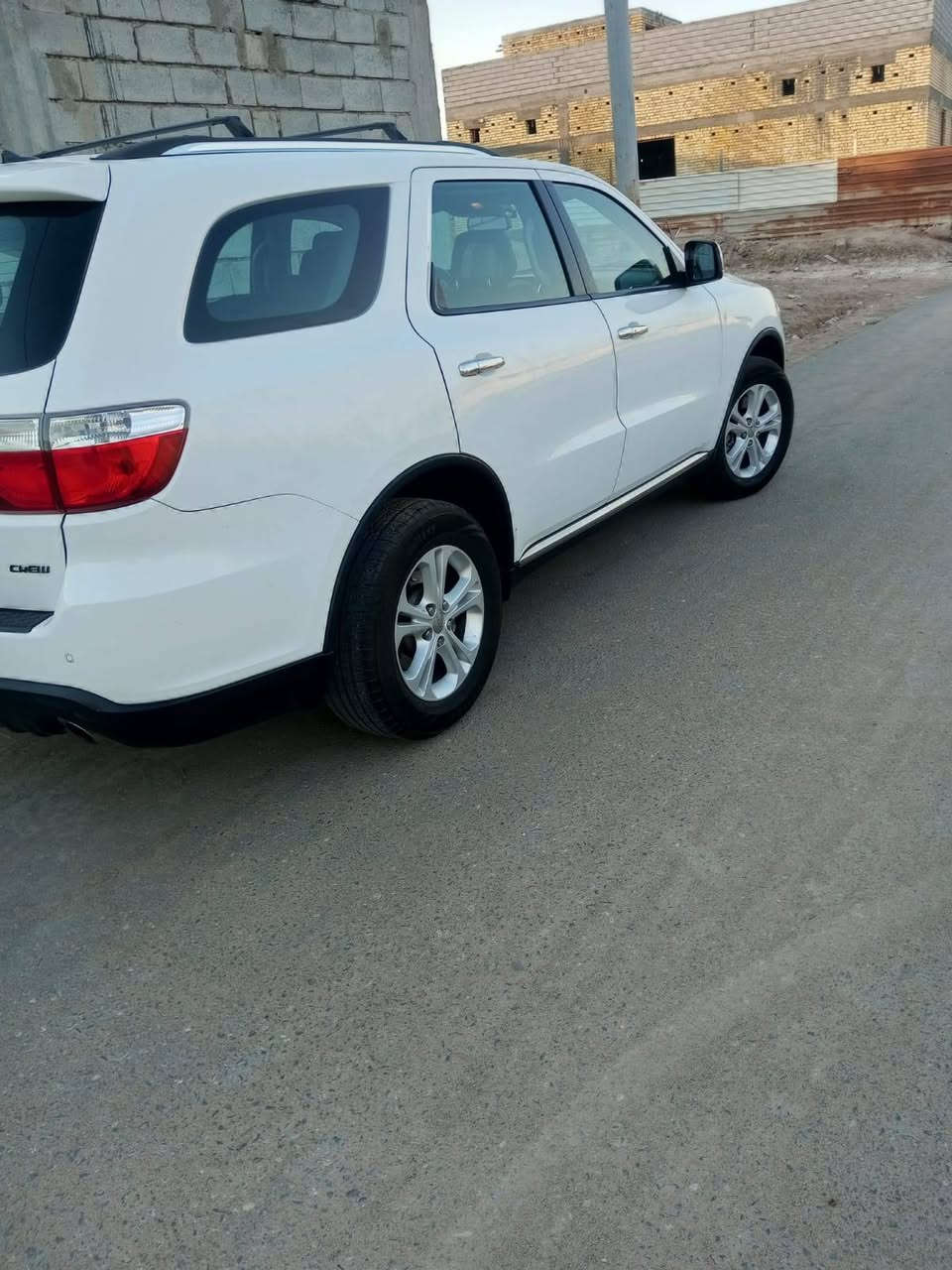 دوج دورنگو موديل2013 خليجي فول مواصفات لا تبديل ولا ضربة عدا بارد بالجاملغ الامامي الايمن
وبيه ملاحضات بفتحة البانوراما تصليح ماشية 94الف محرك 3600 مكان
السيارة بأسمي والسنوية لغاية 2031 تحويل مكان السيارة البصرة السعر 185 وبيه مجال للاستفسار الاتصال على الرقم***********
