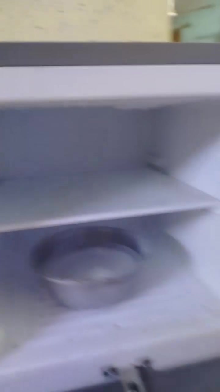 ثلاجه للبيع نضيفه استخدام موسم واحد مكاني بغداد 210 وبيهه مجال قليل حك كروه


**إذا كنت صاحب هذا الإعلان وتريد حذفه لأي سبب، رجاءا أرسل رسالة إلى الدعم الفني**