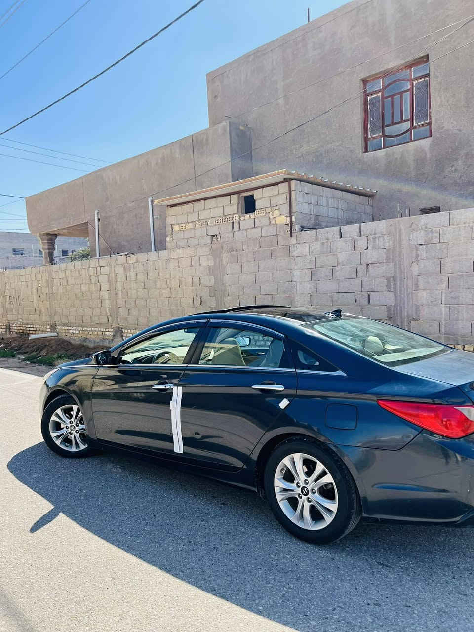 سلام عليكم سوناتا2012فول مواصفات 1/1كير ومحرك وحدادية كفاله تخم تاير جديد مال جناي جاهزه الاخير مكينه 2400بيها3قطع صبغ فقط
السعر88وبيها مجال 
الاتصال***********
مامتواجد بلخاص 👆👆
مواصفات السياره 
بني روما 
بصمه 
شاشه 
تحكم استرين 
داخل لونين
حساسات 
تبريد قطعتين
