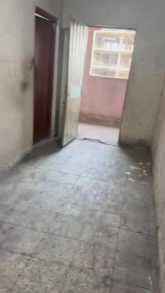 شقه للايجار طابق الأول فوق الارضي غرفتين ومطبخ وبلكونه وخدمات كامله بحي الإعلام مقابيل جامع الحميد الاتصال على الرقم ***********بي واتساب وماسنجر

