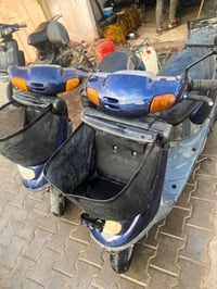 دراجتين للبيع الوحده ٢٠٠نضيفات مكينتهم ناعمه مكاني لامن داخلي للتصال 0...