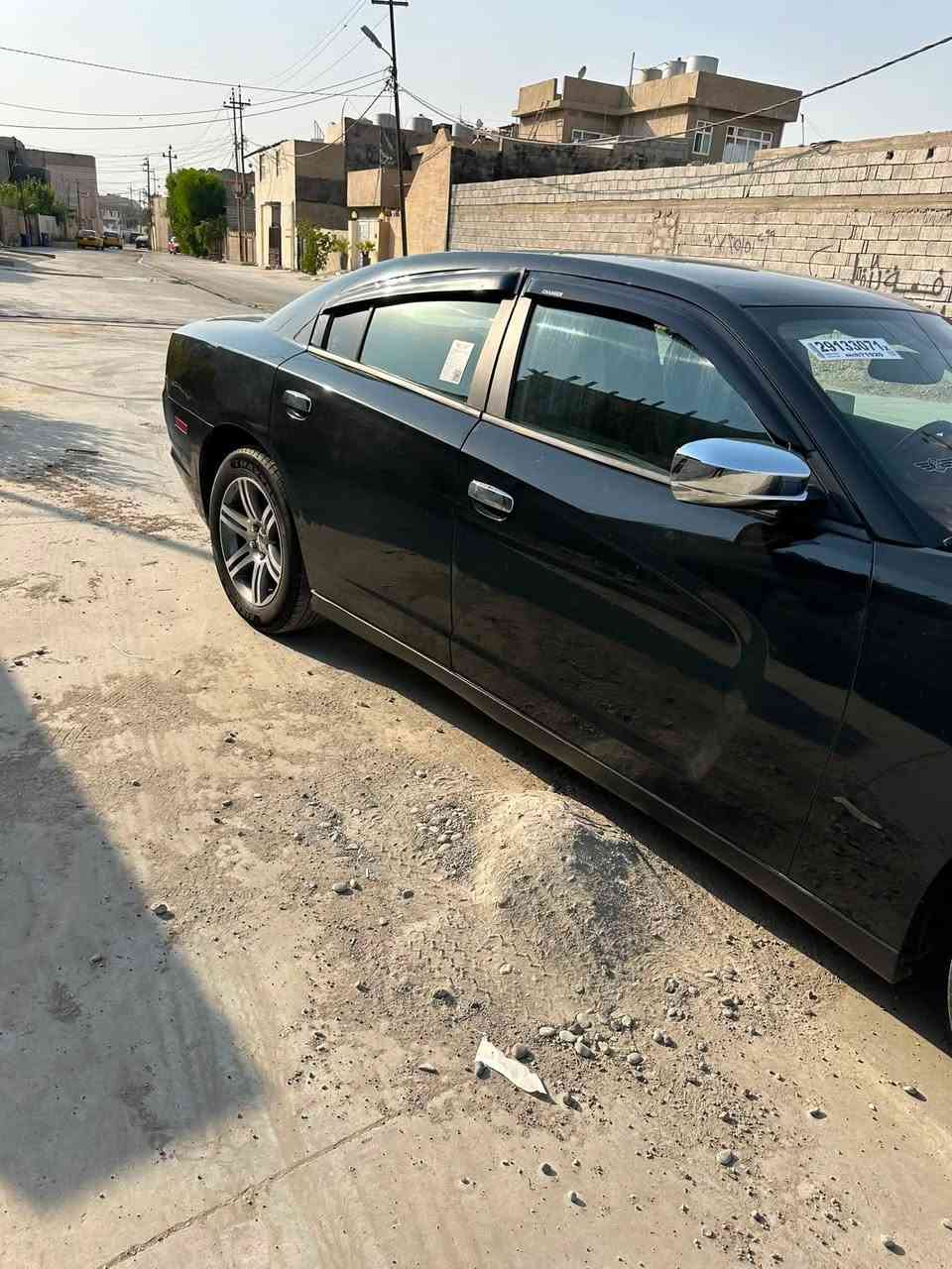 سلام عليكم جارجر للبيع موديل 2012 رقم اربيل بسمي سنويه لل 2030 مكان السياره كركوك رايدها 130 وبيها مجال***********
