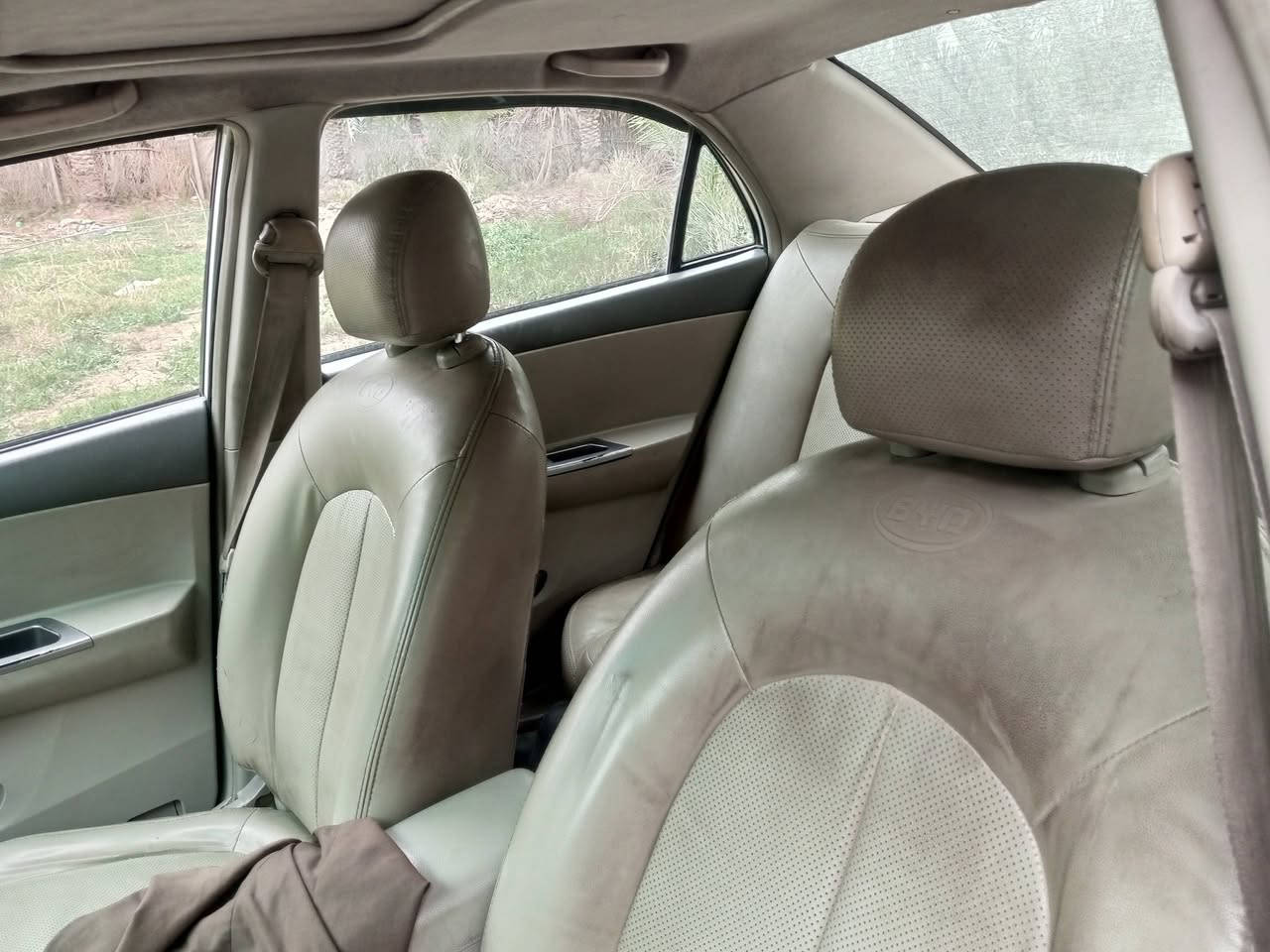 بي وايدي فول بغداد دولي جاهزة من كلشي مكانه ديوانيه شاميه سعره 48 موديل 2013 بيه صبغ بنيد طخه جاملخ خلفي ***********
