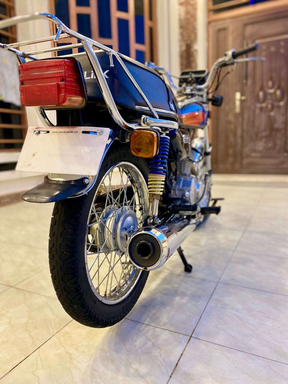 سلام عليكم دراجه للبيع تايكر موديل 24 كفاله عامه الدراجه علا وضع الشركه اوراق ***********
