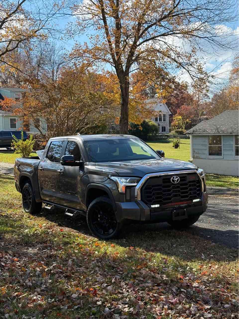 السلام عليكم 

تيوتا تندرا TRD ٢٠٢٤ فول اليمتد 
سيارتي الشخصيه مصله في امريكه تصليح وكاله ما عدا الباب الخلفي 
دخول كتاب شهداء 
بدون دواخل صبغ بنيد فقط ا
الباب اخلف بعد ما مصلح يرجع بارد 
السعر 435$

0 7742 365 127 كربلاء, العراق
