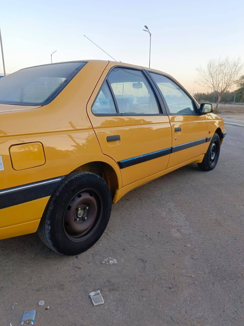 سلام عليكم بيجو لميس موديل 15 هيئة مصفرة سنوية ل 29 مكفولة كفالة عامة بدون صبغ بدون ضربة السعر 49 العنوان بغداد الرقم ***********
