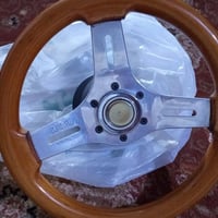 ستيرن رياضي يرهم على جميع سيارات المحوره الهورن مالته ابره ..السعر 25و...