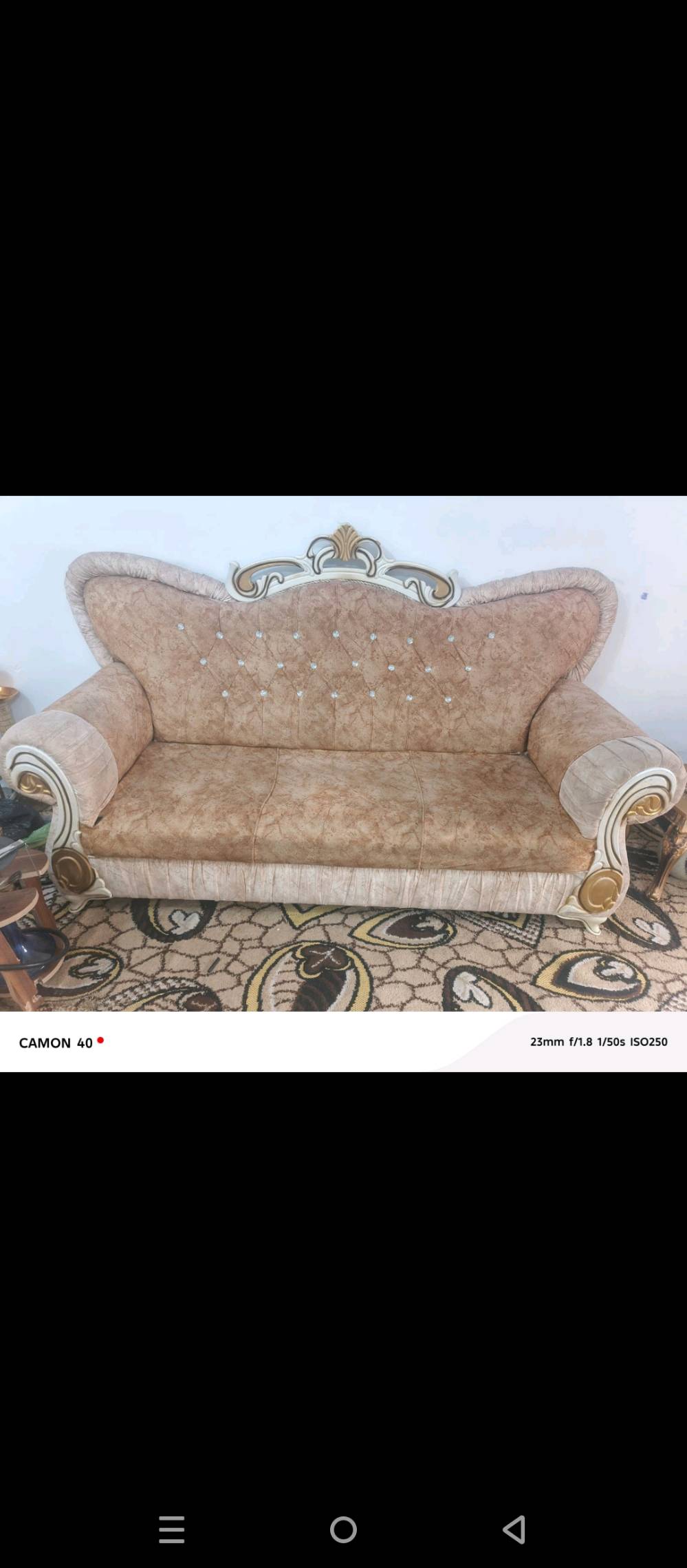 تخم 10 مقاعد نضافه 80% السعر 250 الف والغرفه اخشاب تجي وتشوف حسب القناعه السعر 550 مكاني النجف حي المكرمه 