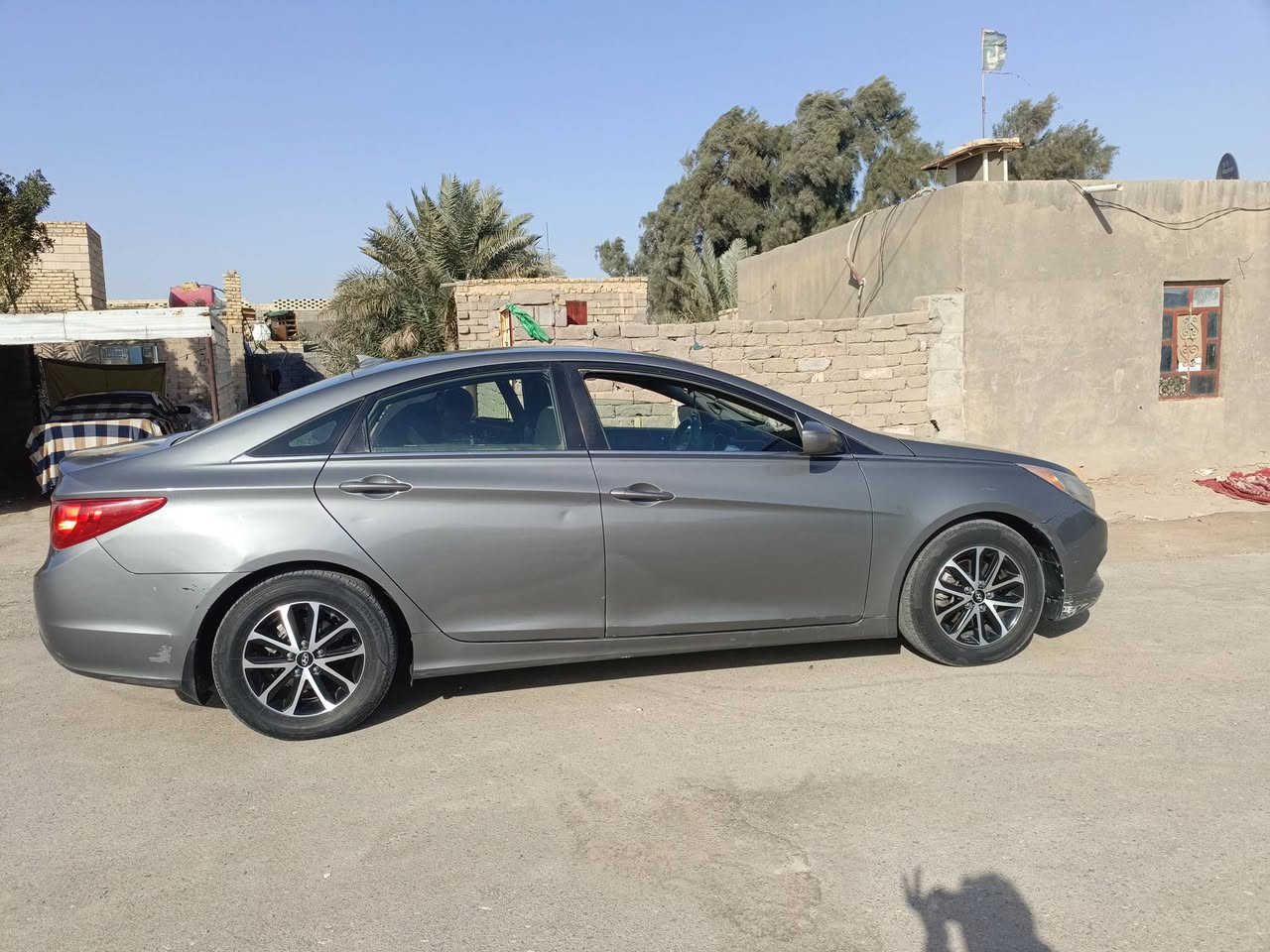 سلام عليكم  سياره سوناتا للبيع
سياره مكفوله استفسار ؏ هذا رقم ***********
