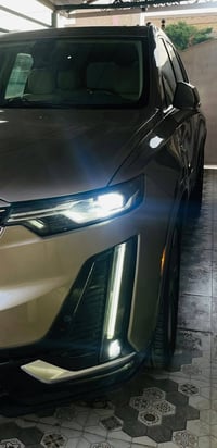 كاديلاك xt6 2022 رقم بغداد تحويل مباشر  مكينه V6 3600 تشتغل نضامين  V6...
