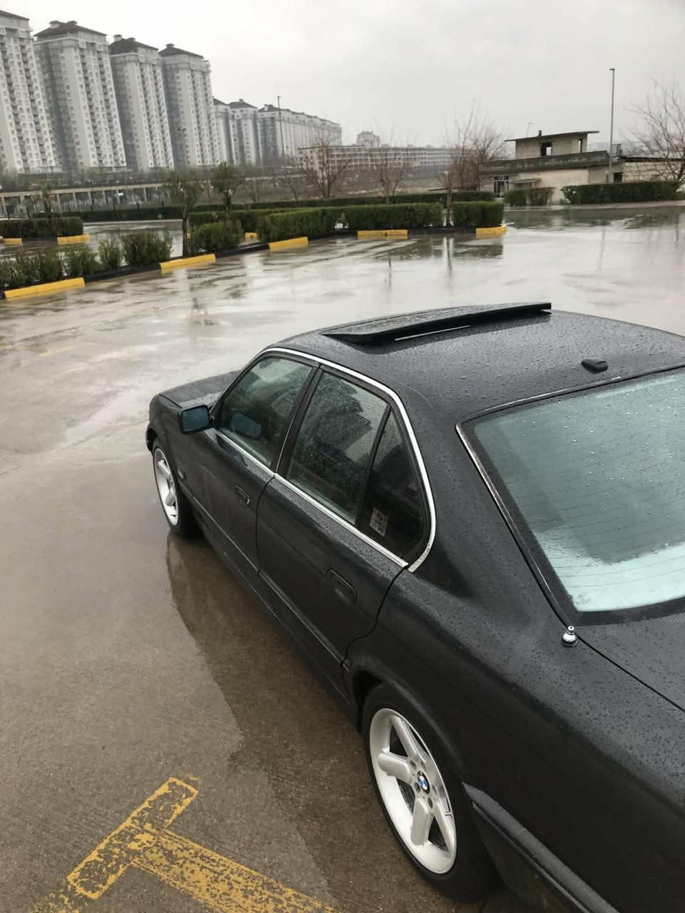 ***********
BMW 525 tomatik
1992 فولە
تەبریت
سڵایت
ئێرباکە
جام کارەبای
کوشن جڵد
کوشن کارەبای
ئاوێنە کارەبای
ئاوێنە هیتەر
ناو فۆڕمیکا
لایت ئەڵقە

ئاڕمی پلاستیکی سلێمانی بەشەرتی ئاڕمو ئەوەلیات
موسو بڕاوە گێڕ مەکینەی بەشەرت
بێ دەعمە 
بۆ نرخ پەیوەندی بکە السليمانية, العراق
