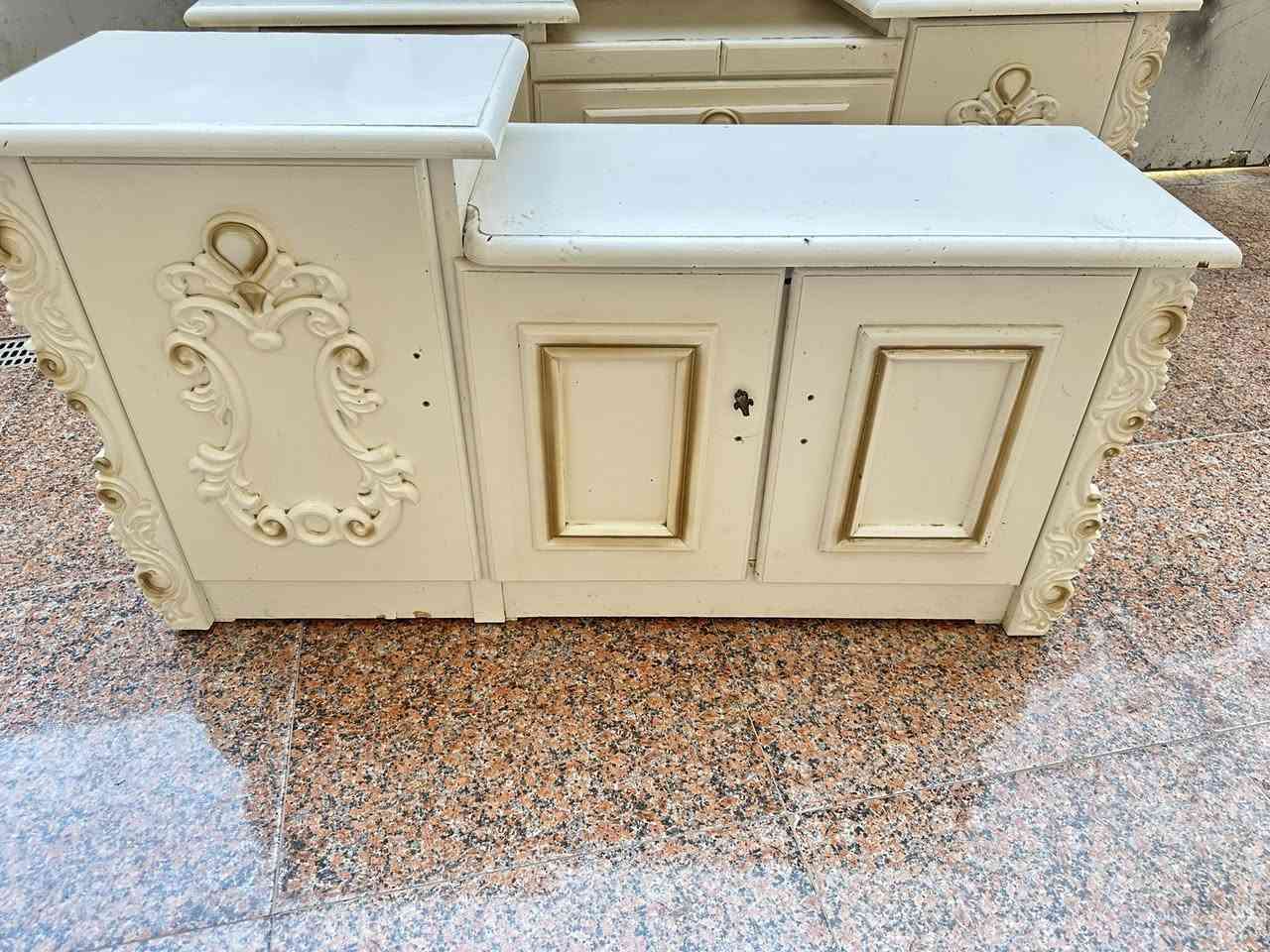 غرفه للبيع مكان ناصريه والي يريد بس توابع عادي أبيعهن


**إذا كنت صاحب هذا الإعلان وتريد حذفه لأي سبب، رجاءا أرسل رسالة إلى الدعم الفني**