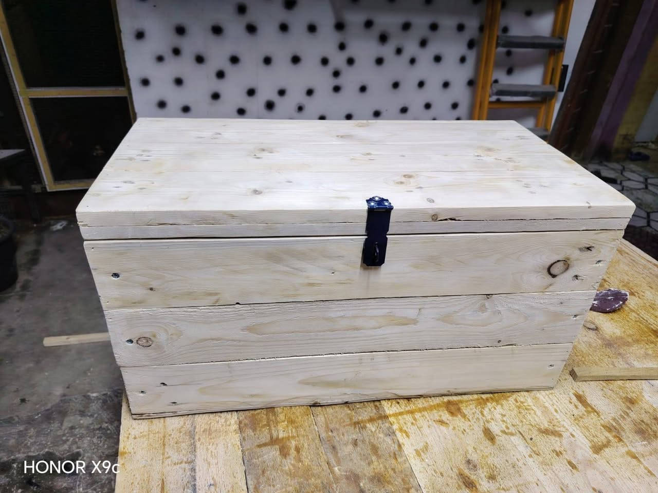 عمل صندوق عده لاحد الاخوه
ونشتغل حسب الطلب والقياس 
للاستفسار تفضل خاص او واتساب
***********
