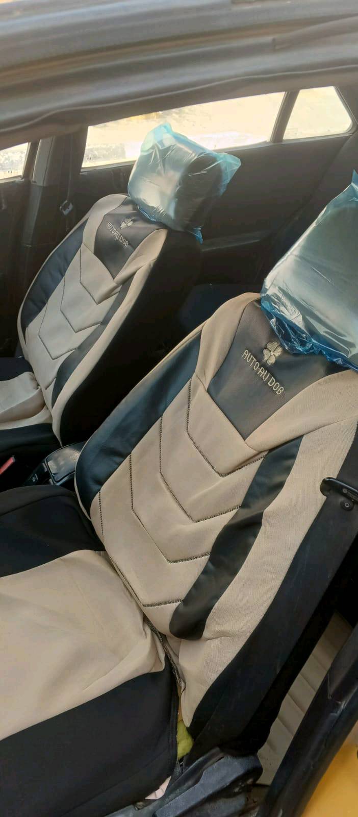 سلام عليكم بيجو بارص للبيع موديل 2013 تكسي السنويه منتهيه سياره شغاله كلشي بيه شغال وتبريد حداديه ومحرك ما عايزه شي بس البدي بي خياسات شوي السعر 28 وبيه مجال العنوان البصره القبله  للاستفسار الاتصال على الرقم ***********غير متواجد على النت