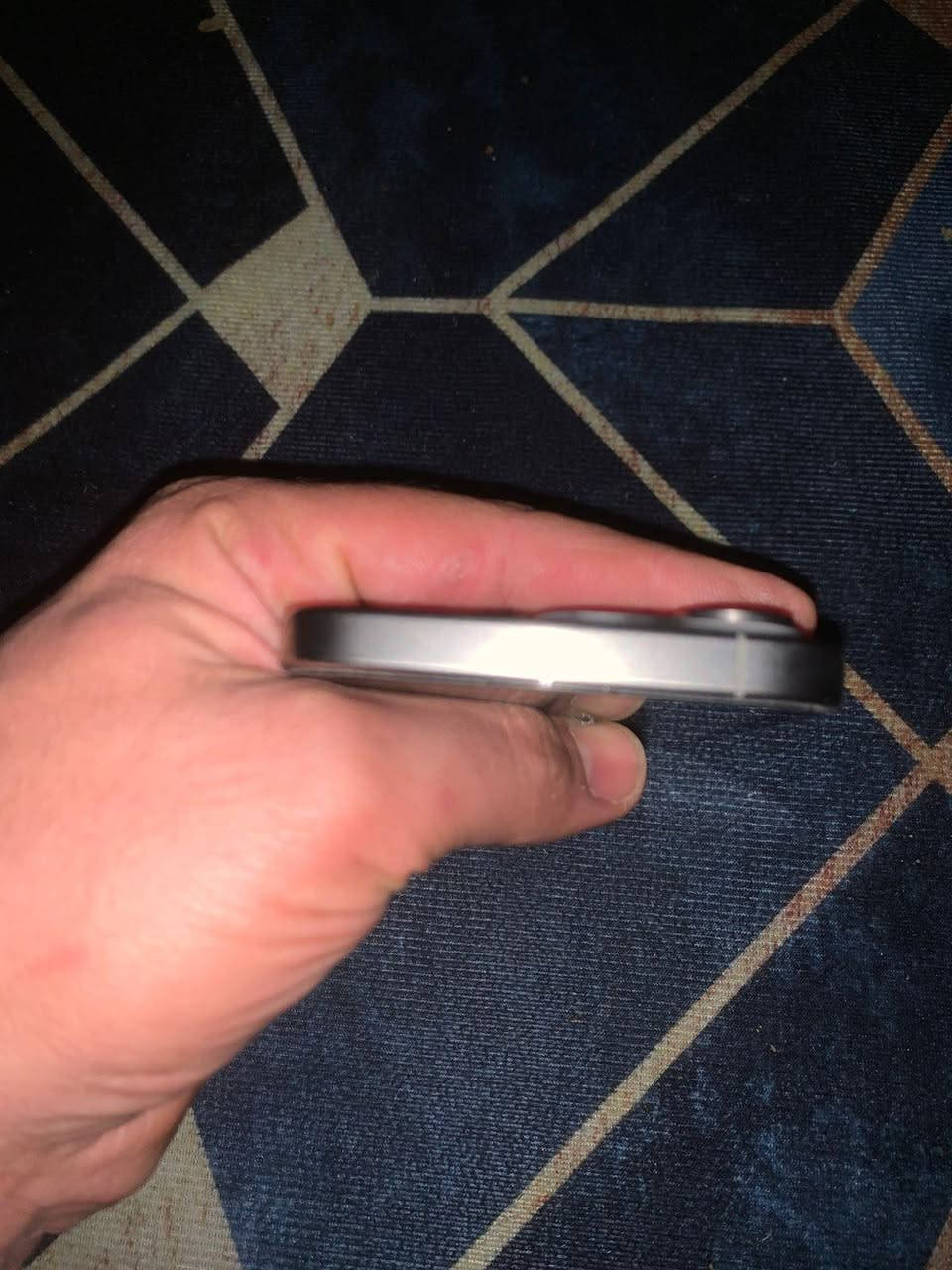 ايفون15برو ماكس ذاكره256
مع كامل ملحقاته شرق اوسط
 نموذج MU793AA/A 
ماستر بطارية (93)عدد الشحن 180
الجهاز نضيف زلغ مابي 
لامفتوح ولا شي 
جديد كلش 

السعر (مليون و50الف)
بغداد مدينه الصدر 
***********
