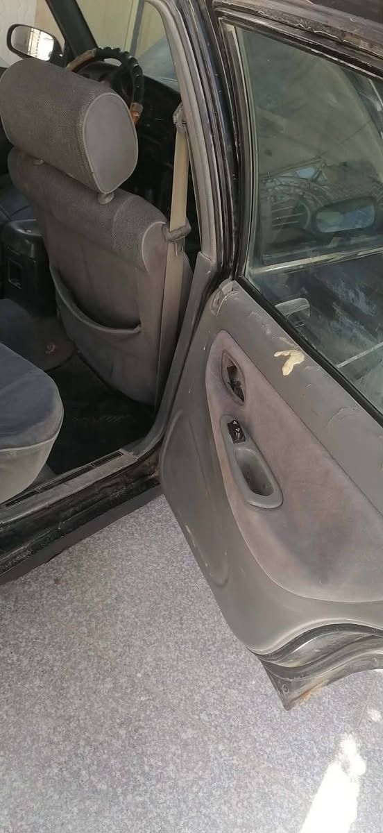 مكلفة بالنشر 
السلام عليكم
برنس ٩٦ قادسية نكليزي بأسمي لل٣١
سياره بيه خياس دوس وهلال واحد
 للبيع ١٩ ورقة قفل... او مراوس بأحدث ونطي فرق بسيط
مكاني ديوانية مركز
اتصل وتدلل
***********     
***********
