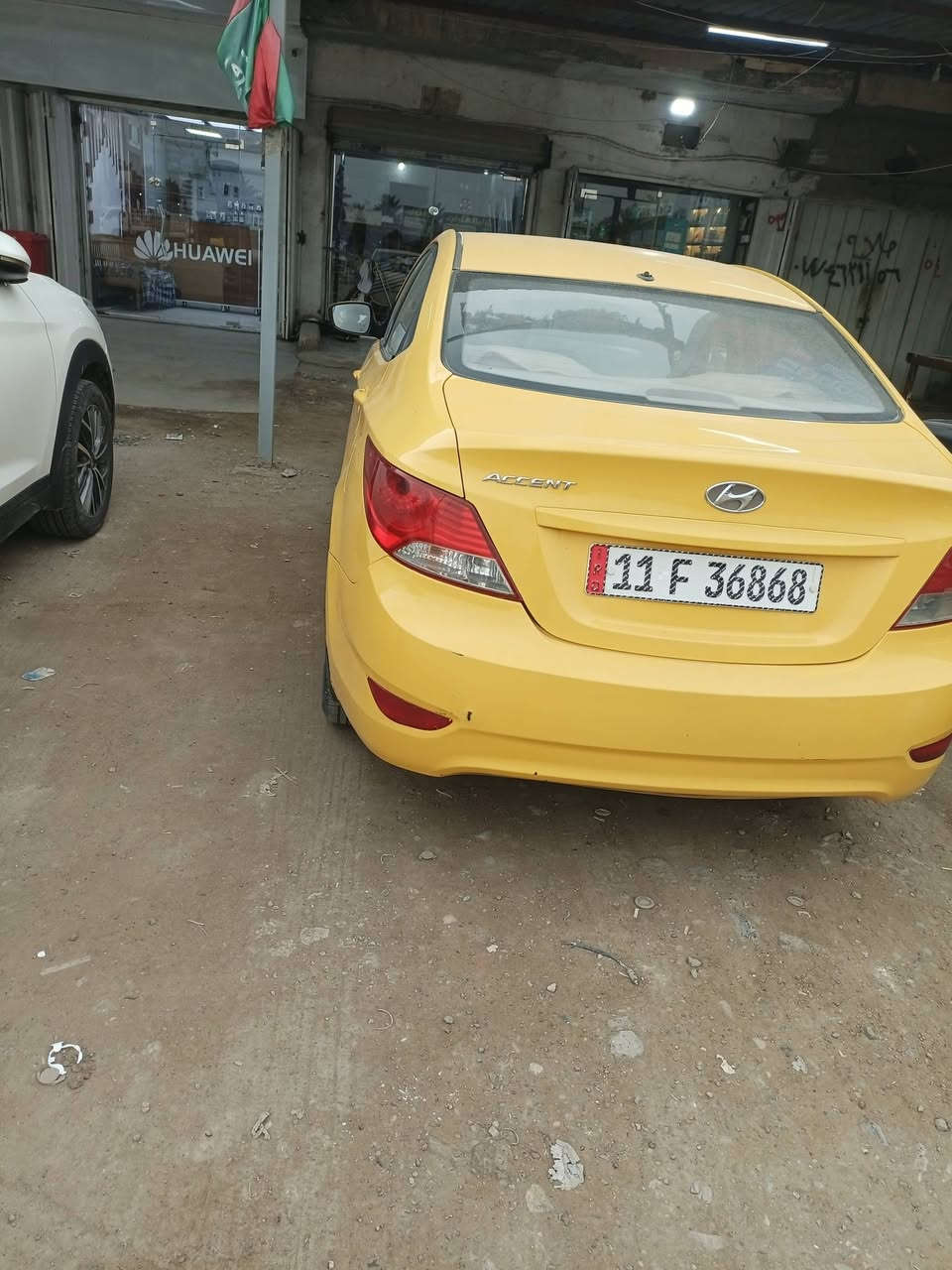 اكست للبيع موديل 15 خليجيه محرك 1400 جير 1600 محور بيها طخه بالباب الورع سائق مكاني بسمايه السعر 75 ورقه وبيها مجال باسمي سنويه 28 رقم ***********
