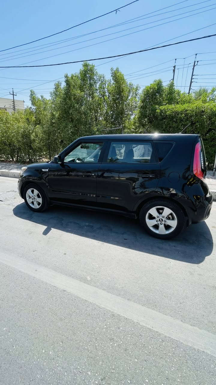 السلام عليكم
كيا سول 2017 للبيع وارد امريكي حادث امريكا جاملغ بس وبالعراق باب خلفي مصبوغ وربع البنيد مواصفات الصول معروفه كير مكينة لغود شواصي مكفولات بچم كبس 

المحرك 1600Gdi 

رقم بغداد الدولي 

المكان بغداد الشعب 

السعر 117 وبيها مجال حك الجيه

للأستفسار

***********
