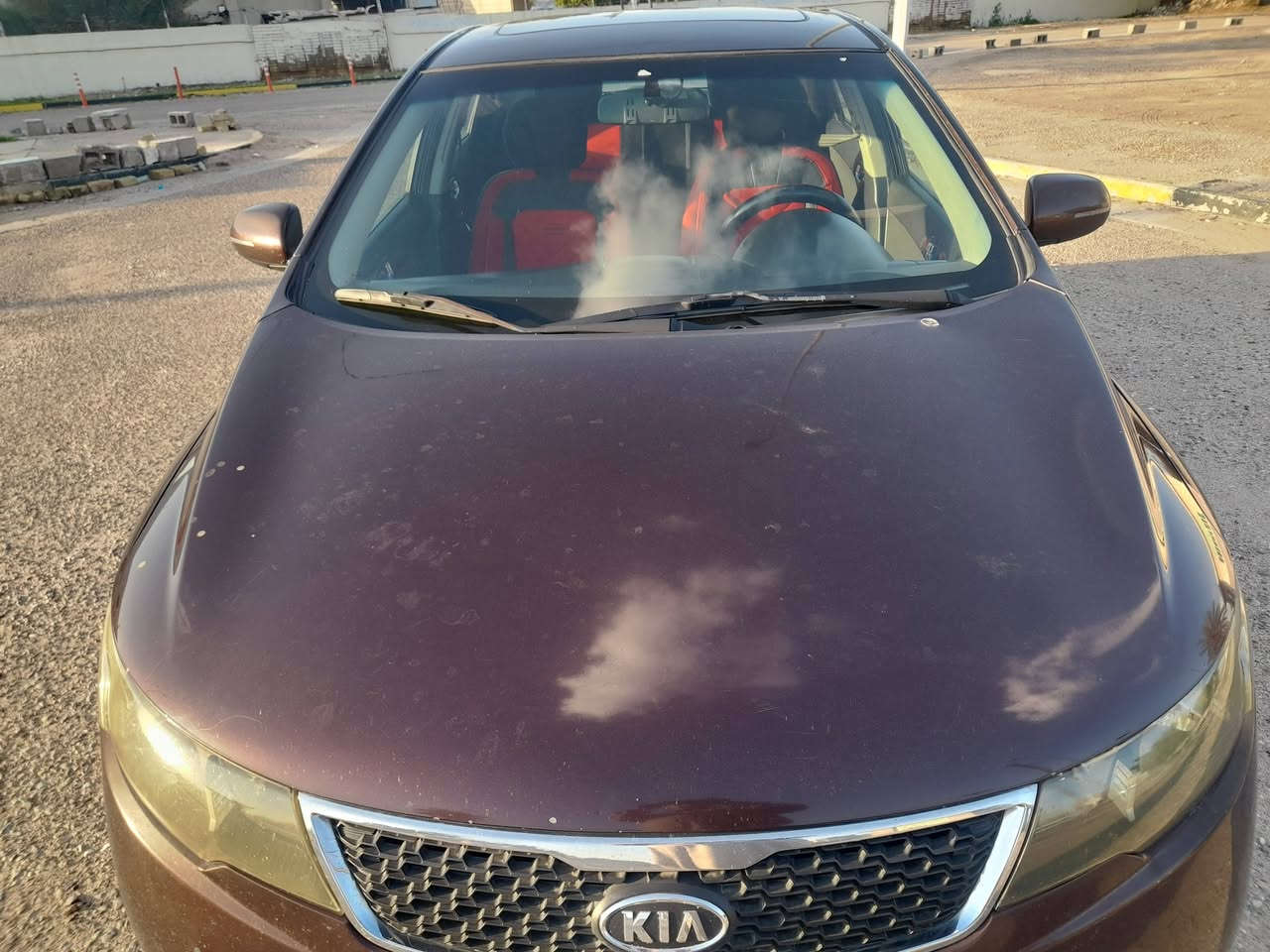 السلام عليكم سيراتو ٢٠١١ نظافه لا صبغ ولا ضربه بغداد *********** السعر ٩٥  ورقه بيها مجال
