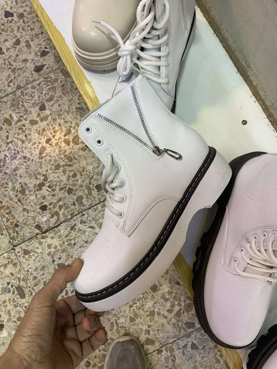 عرض خاص اي بوت داخل محل من اطفال ال النسائي كل عله 5


**إذا كنت صاحب هذا الإعلان وتريد حذفه لأي سبب، رجاءا أرسل رسالة إلى الدعم الفني**