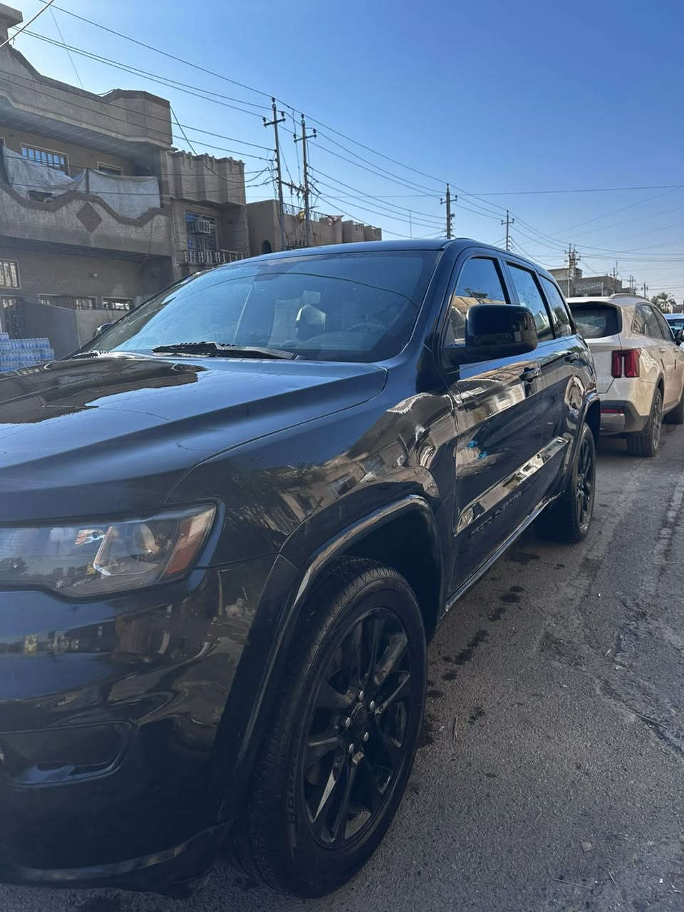 جيب كراند شيروكي بلاك توب سياره جداً نظيفة لله شاهد

🟩

المحرك : V6.  3.6L .
 العداد : 60
المواصفات :
•  دفع رباعي 4x4 . 
•  رادار امامي مع مانع تصادم . 
•  ويل قياس 20 انج . . 
•  شاشه كبيرة 10.1 انج . 
•  نظام الخرائط (GPS) . . 
•  كاميرا خلفية . 
•  المصابيح الأمامية زنون ..     
•  تشغيل عن بعد .
•  صندوق كهربائي ..
•  حفظ وضعيات الجلوس (ميموري) . 
•  المقاعد الأمامية كهربائية .
•  المقاعد الأمامية تبريد وتدفئة .
•  المقاعد الخلفية تدفئة .
•  سستم صوت Alpine . 
•  انارة داخلية LED . 
•  حساسات خلفية . . 
•  مكيف خلفي مع وحدة تحكم منفصلة . 
•  تدفئة ستيرن . 
•  مانع تصادم خلفي .
•  بلوتوث تلفون . 
•  محدد سرعة . 
•  نظام التشغيل والاطفاء الاوتوماتيكي .
والتقرير من يم المندلاوي موجود عندي واذا حاب تفحص اني جاهز سعرها ٢٥ونص  وبيها مجال قليل للشراي 
رقمي 0778038010


**إذا كنت صاحب هذا الإعلان وتريد حذفه لأي سبب، رجاءا أرسل رسالة إلى الدعم الفني**