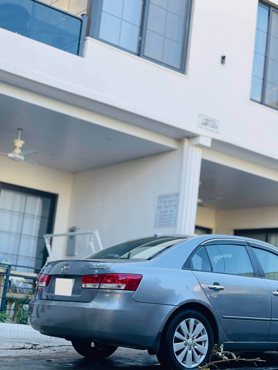 السلام عليكم  …
حبايب سوناتا 2008 وارد امريكي ماشيه[176]سيارة فول نظافه مكينه مكفوله جديده كير مكفول حداديه امامي خلفي مكفوله برغي نقص مابيه ايرباك سليم تخم تايرات باتري جدد تدفئة تبريد ثلج السيارة ادامة كاملة هواي مصروف عليها بيه حادث خفيف جاملغ الخلفي أيمن ومصبوغ اثر حادث من امريكا سياره مال جناي ورقم السياره كربلاء بسمي وكل نقص مابيه 
مواصفاته👇🏻
📌تحكم ستيرن 
📌شاشه اندرويد وكامرا خلفيه FHD
📌لايت عالي وناصي وبلاجكتورات زنون +سوار Led  الوان7
📌ويل كب
 📌السعر ( 115 ) وهذا رقمي (***********) 
مكان سياره كربلاء  ...اسف ع اطاله كربلاء, العراق
