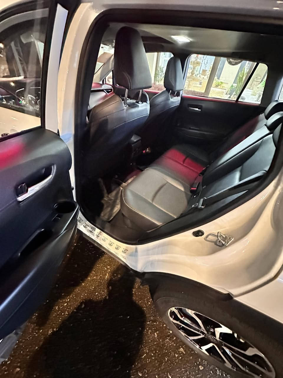 الفئة S
هايبرد + بنزين ⛽🔋 (اقتصادية جداً بالوقود)
عداد المسافة: 15 ألف كم 🛣️ وقابل للزيادة 
رقم السيارة :بغداد 
المواصفات:
• مقاعد جلد 🛋️
• Auto Hold 🅿️
• تشغيل بصمة Push Start 🔑
• سبايدر لون اسود
• شاشة لمس 📱
• مثبت سرعة 🏎️
• تحكم من المقود 🎛️
• كاميرا خلفية 📸
• مكيف ديجيتال ❄️
• حمالات سقف 🛻
• ويل كب أسود ⚫
• باك لايت LED 💡
• رادار + نظام تحديد المسار 🚨🛣️
السيارة كفالة عامة 
السعر: 29 مليون وبيهة مجال بسيط 💰


**إذا كنت صاحب هذا الإعلان وتريد حذفه لأي سبب، رجاءا أرسل رسالة إلى الدعم الفني**