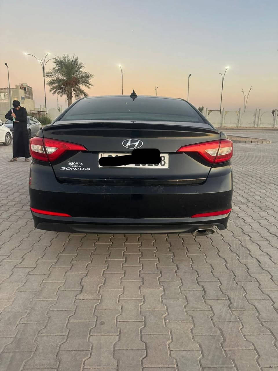 سوناتا 2016 رقم سليمانية دولي بأسمي وارد امريكي حادث بنيد وجاملق والباقي مكفول سيارة جاهزة كير ومكينة وحدادة وتخم تاير للبيع او لمراوس مكاني البصرة الطويسة حي الأطباء .    السعـر 115 
ه‍ـ ***********
