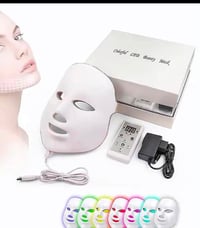 قناع LED • مستحضرات تجميل