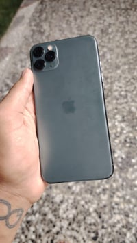 ايفون ١١ برو ماكس • ٢٥٦ • مبدل بطاريه