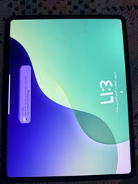 ايباد ١١ برو • ٢٥٦ • بطارية ١٠٠%