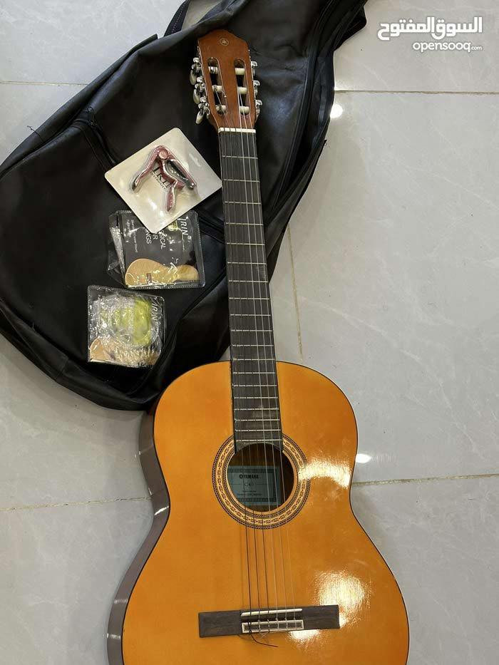 گيتار اصلي ياماها اصدار C4 اسباس جديد غير مستعمل قليل كلش مع قفل كوردات وسيت اوتار اصلي اضافي رايده ب١٢٥٠٠٠ قفل عنوان بغداد الغزالية وللاستفسار عالرقم ***********
